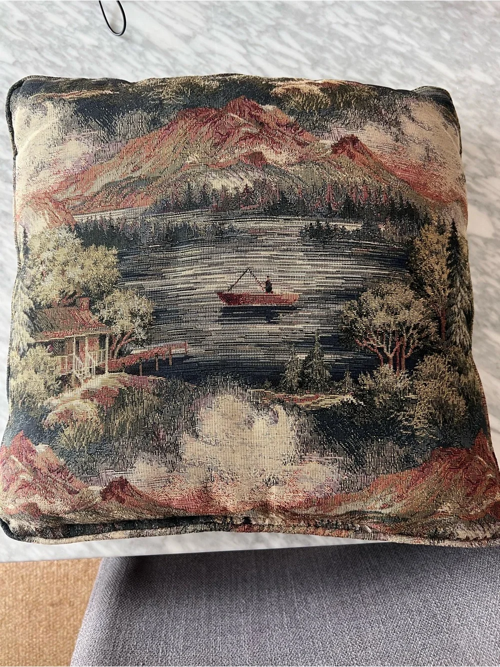 N/A decorative throw